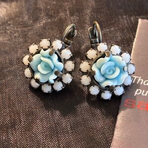 Sabika Elegant Rose Earrings